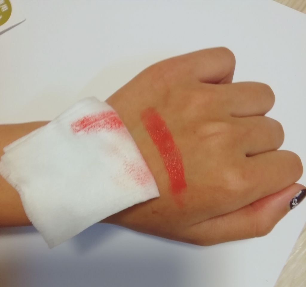 カンコレネイルカラー/DAISO/マニキュアを使ったクチコミ（2枚目）