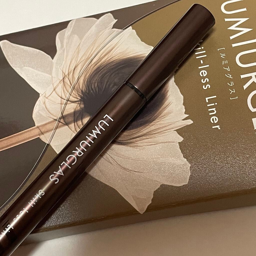 スキルレスライナー/LUMIURGLAS/リキッドアイライナーを使ったクチコミ(1枚目)