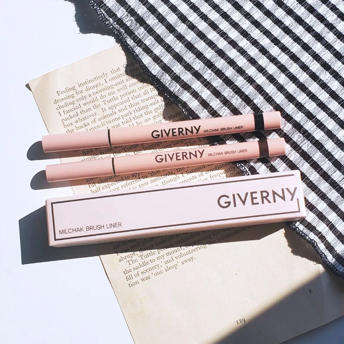 密着ブラシライナー/GIVERNY/リキッドアイライナーを使ったクチコミ（2枚目）