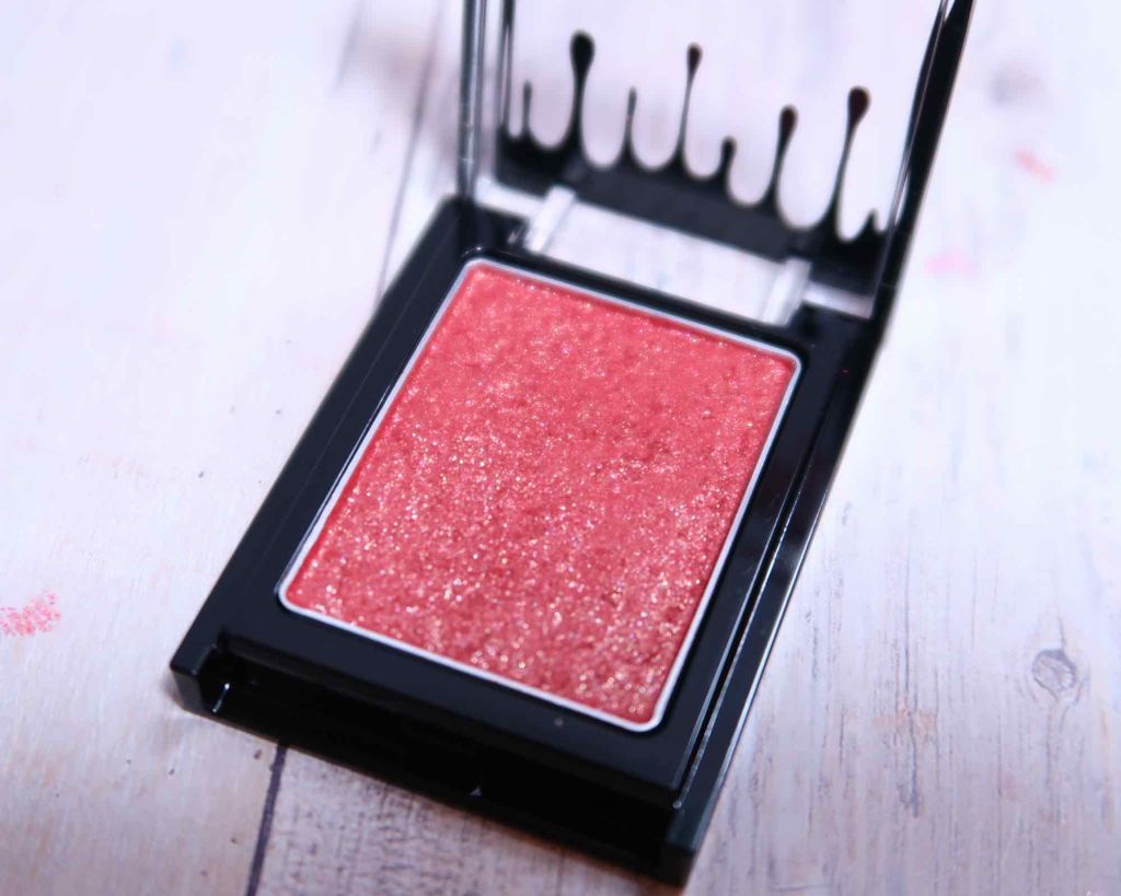 フィットジェルグリッター/KATE/ジェル・クリームアイシャドウを使ったクチコミ（1枚目）