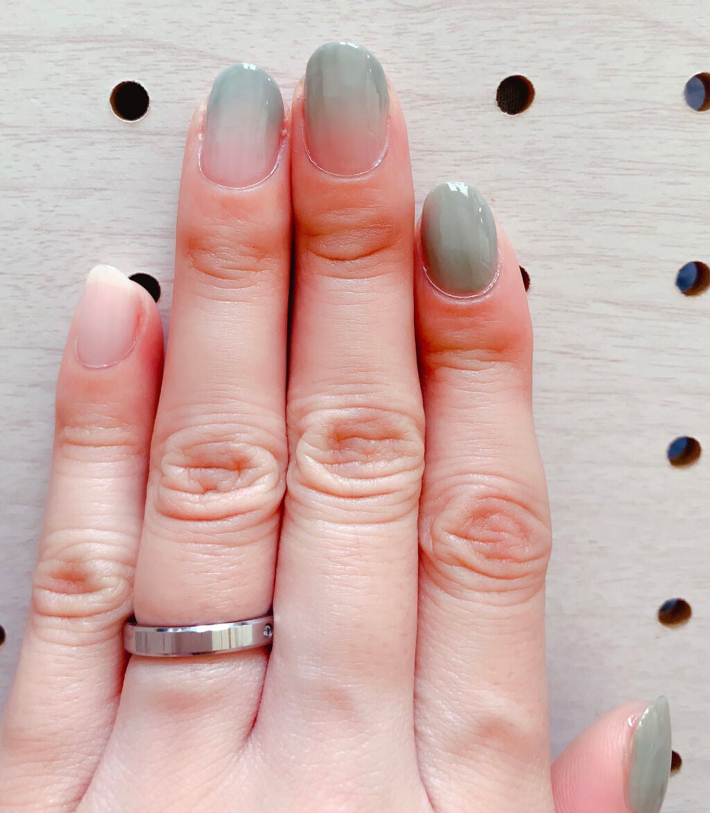 カラフルネイルズ/キャンメイク/マニキュアを使ったクチコミ(2枚目)