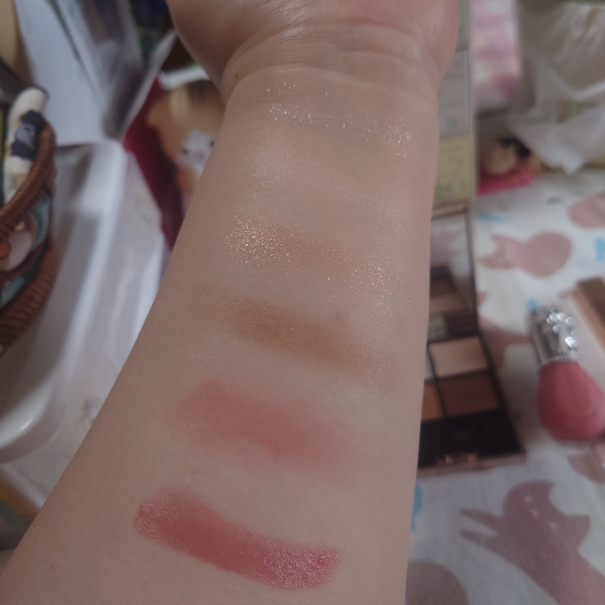 アフターグロー　センシュアルシャイン　リップスティック/NARS/口紅を使ったクチコミ（2枚目）