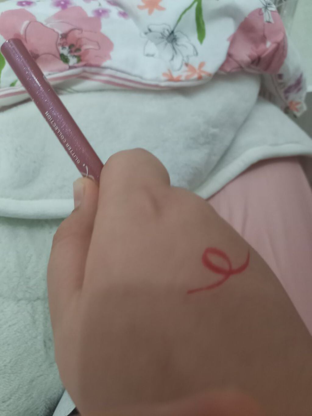 ラブ・ライナー リキッドアイライナー グリッターコレクション2/ラブ・ライナー/リキッドアイライナーを使ったクチコミ(1枚目)