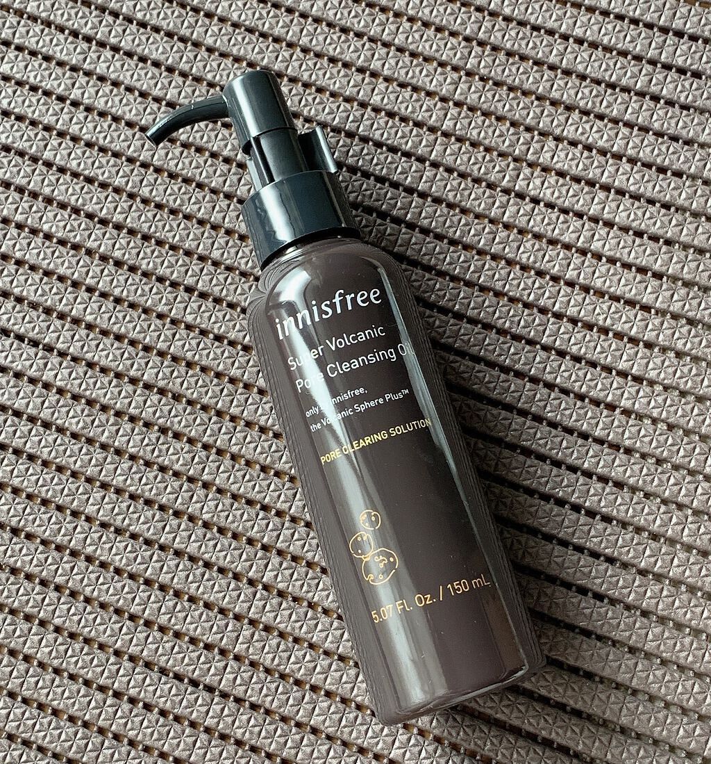 イニスフリー火山灰クレンジングレビュー

イニスフリーといえば韓国でも有名なブランドでその中でも比較的新しくできたシリーズ「ヴォルカニック」
ヴォルカニックとは火山灰が配合されているシリーズで毛穴ケアに特化したスキンケアシリーズです♡

そ