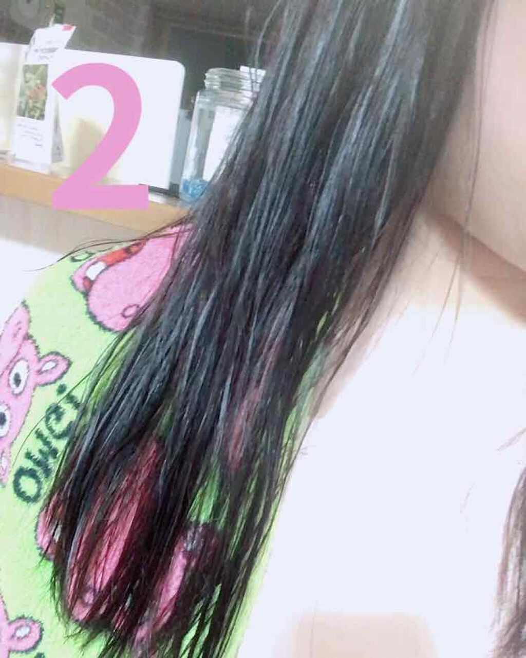 MIRANDA ヘアビタミン バリスタイルヘアオイルのクチコミ「お風呂上がりの濡れた髪にオイルを1つ分つけます。そして髪を乾かしてとかすだけです。朝起きて髪を.....」（2枚目）