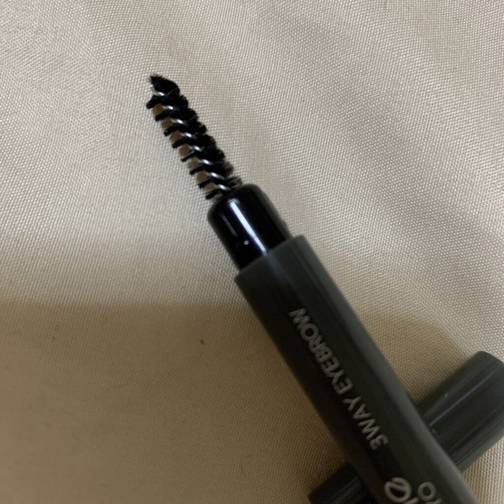 GENE3WAYアイブロウ三角芯タイプ/セリア/アイブロウペンシルを使ったクチコミ（3枚目）