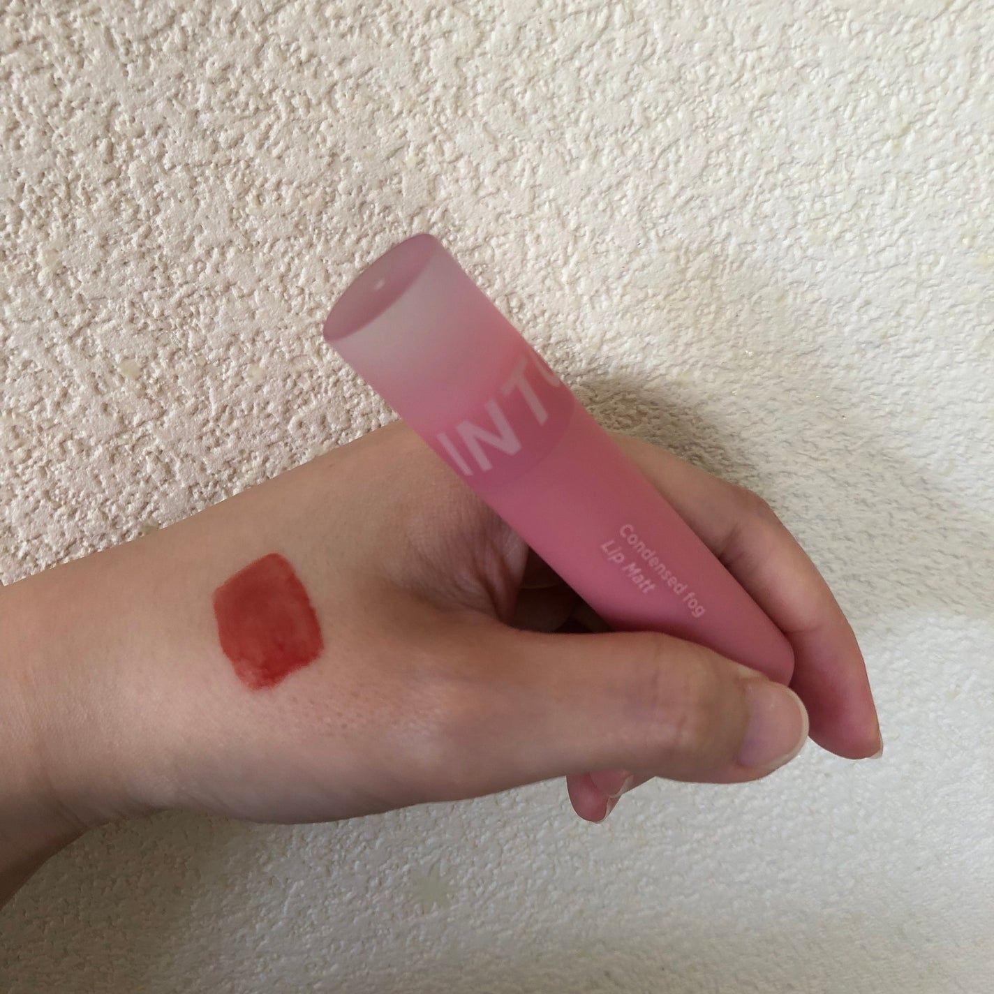 コンデンスフォグリップマット/INTO U/口紅を使ったクチコミ(1枚目)