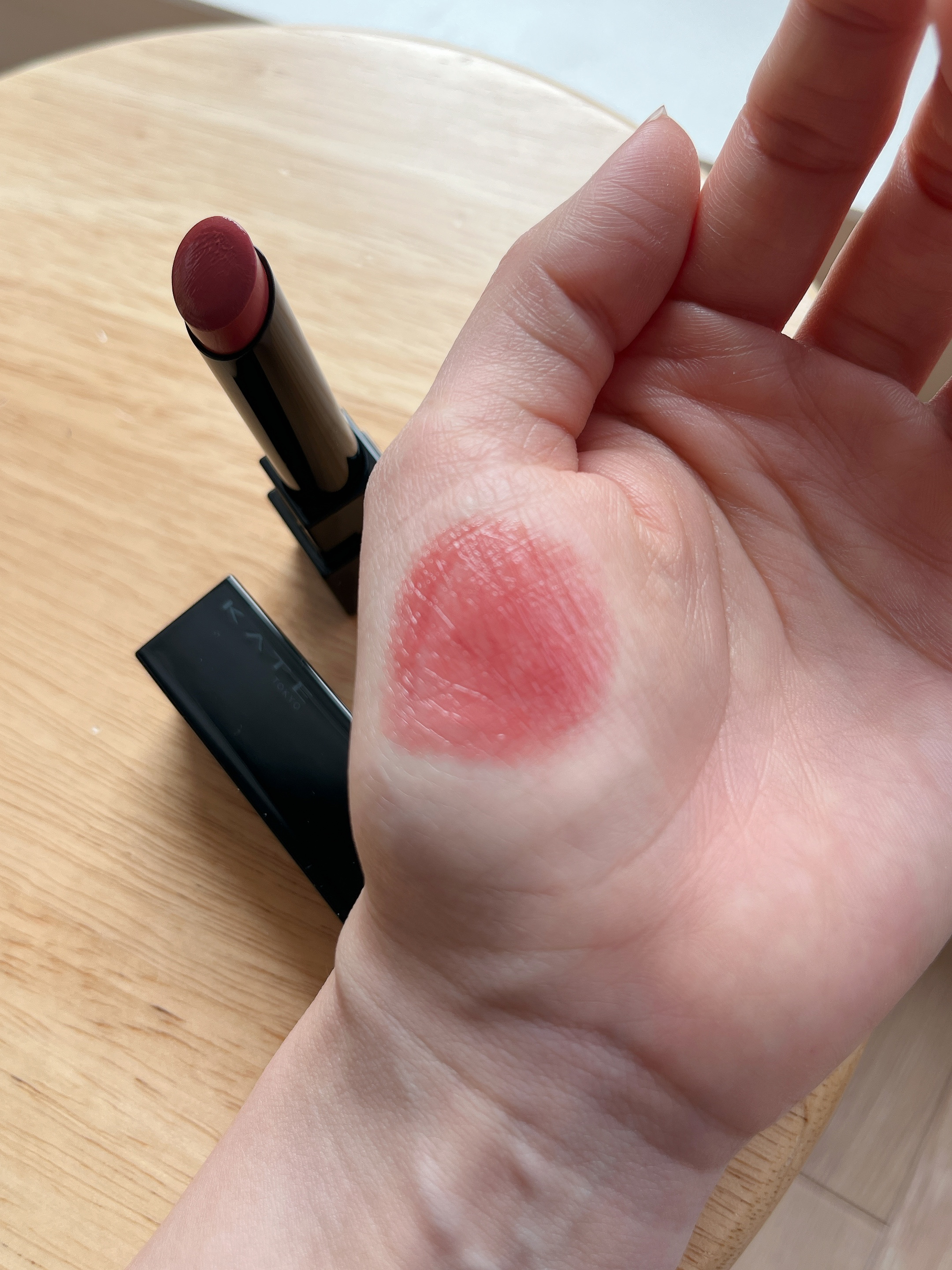 シャドーカスタマイズ/MAJOLICA MAJORCA/単色アイシャドウを使ったクチコミ（2枚目）