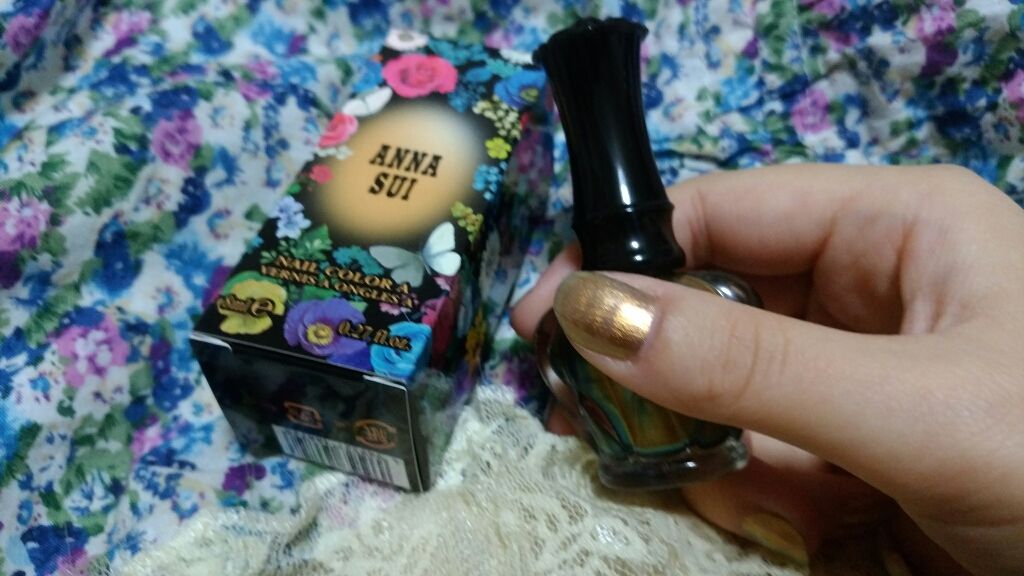 ネイルカラー A I902/ANNA SUI/マニキュアを使ったクチコミ（2枚目）
