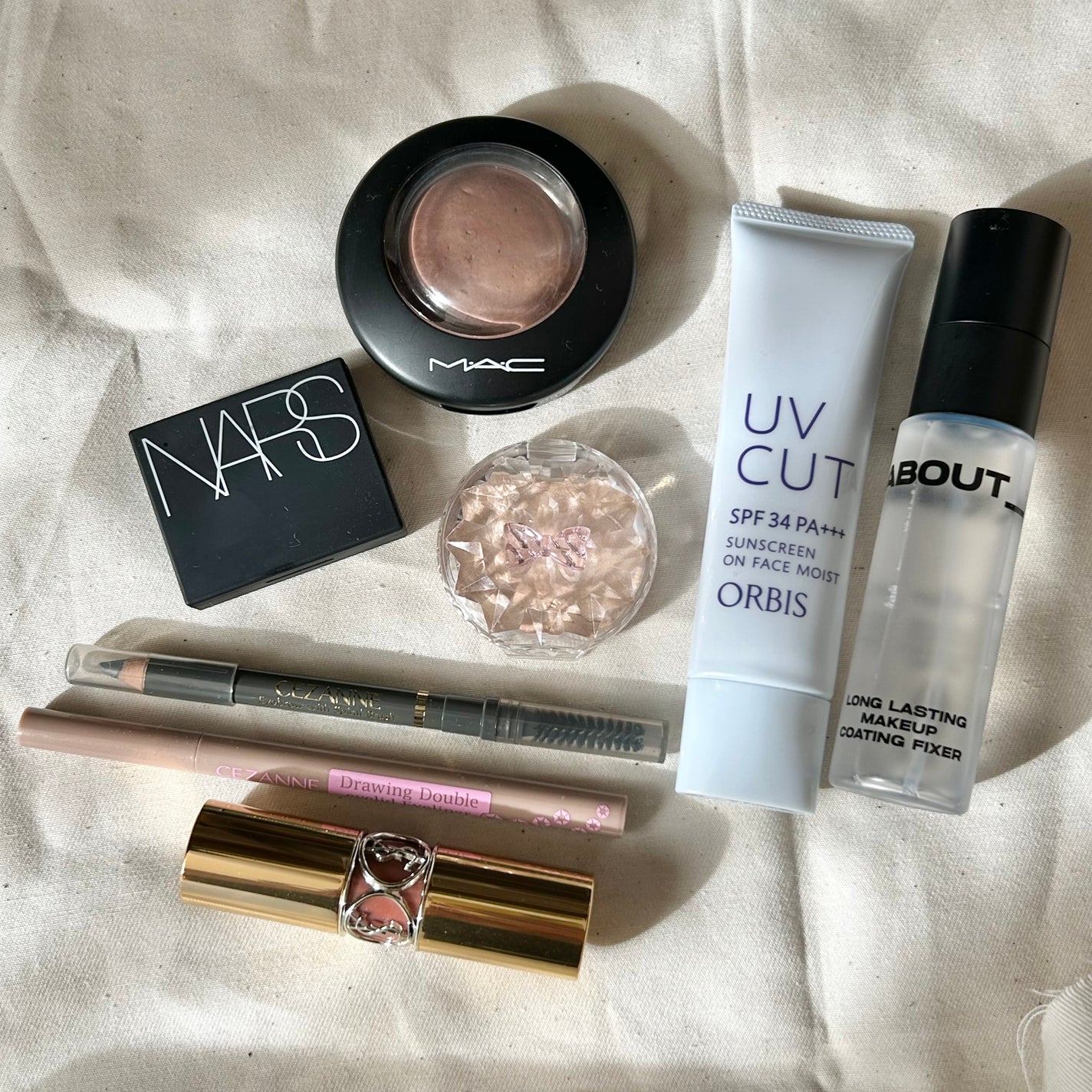 ルージュ ヴォリュプテ シャイン/YVES SAINT LAURENT BEAUTE/口紅を使ったクチコミ(2枚目)