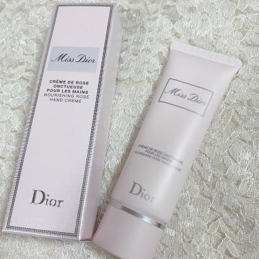 Dior ミス ディオール ハンド クリームのクチコミ「♡Dior♡
ミス ディオール ハンド クリーム
50ml

女子力アップハンドクリーム✨

.....」（1枚目）