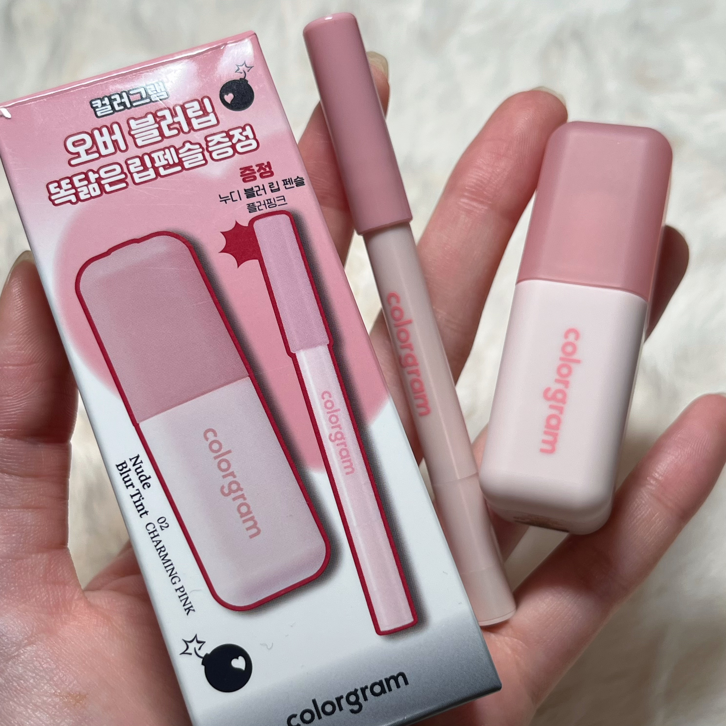 カラーグラム ヌーディーブラーティント/Colorgram/リップティントを使ったクチコミ（3枚目）