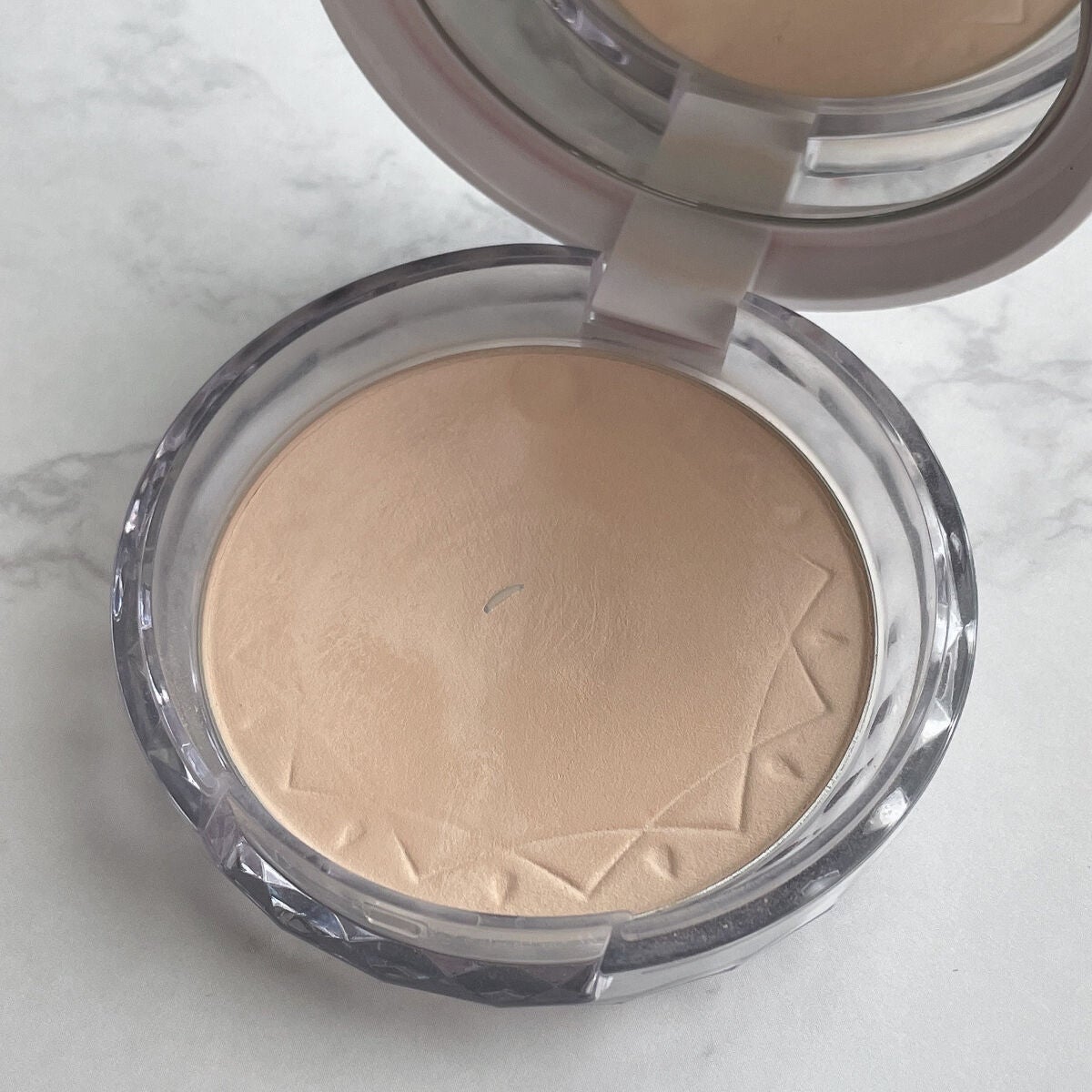 UVクリアフェイスパウダー/CEZANNE/プレストパウダーを使ったクチコミ(6枚目)