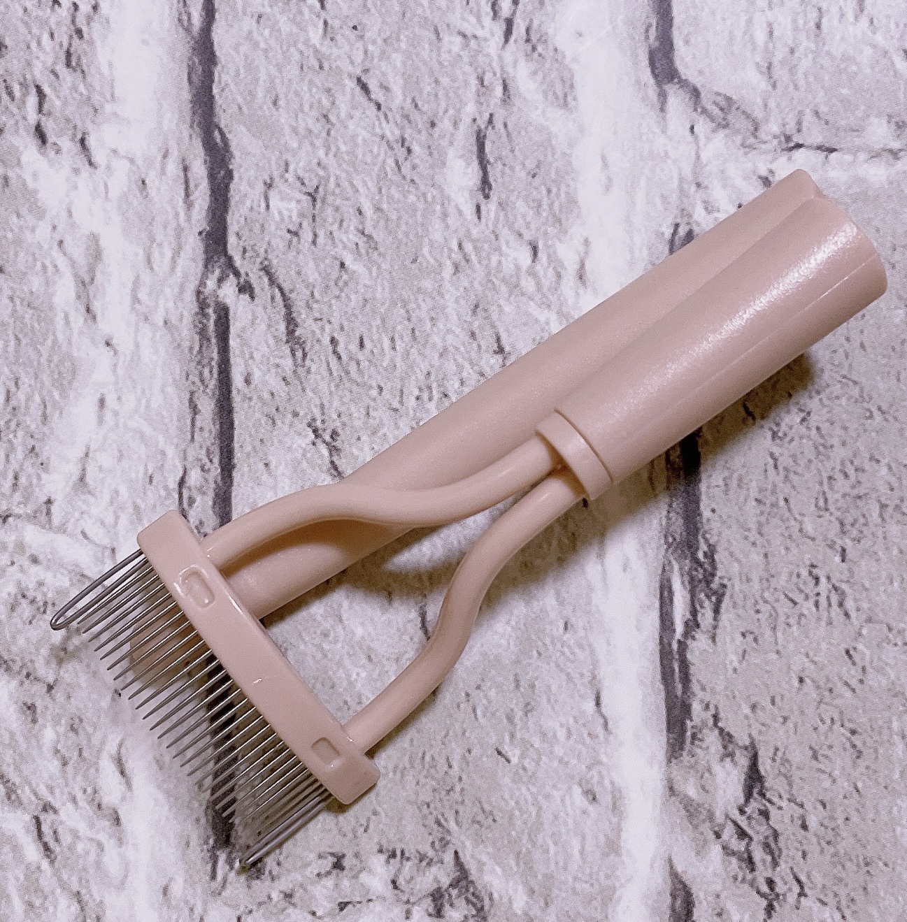 AliExpress 折りたたみ式アイラッシュ 