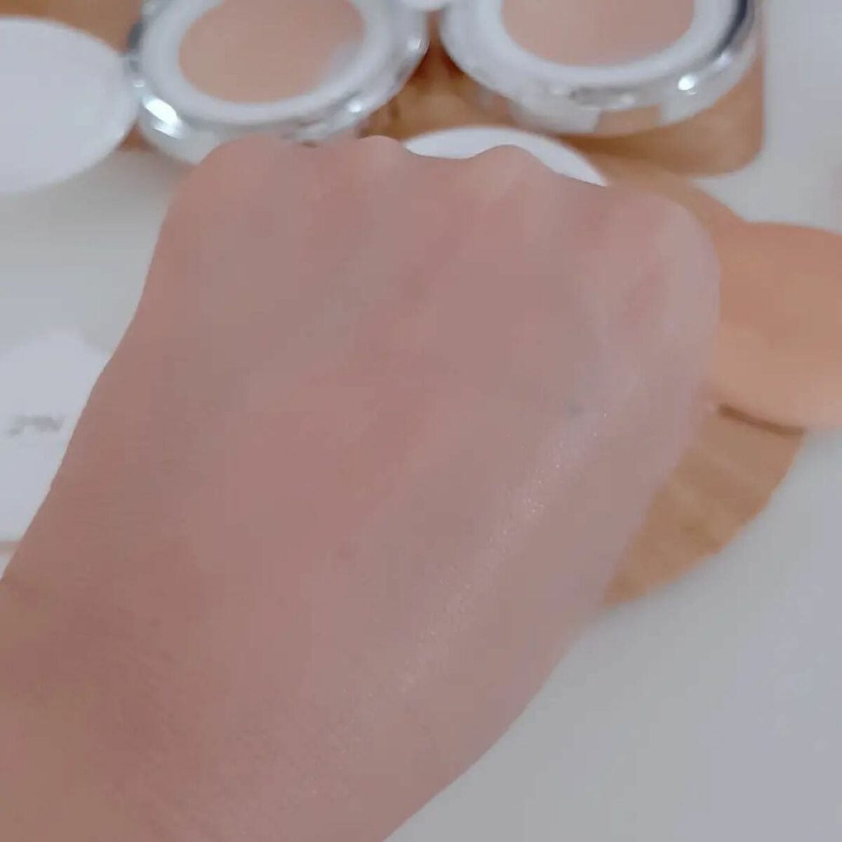 グリーミングテンションパクト/2aN/クリーム・エマルジョンファンデーションを使ったクチコミ(7枚目)