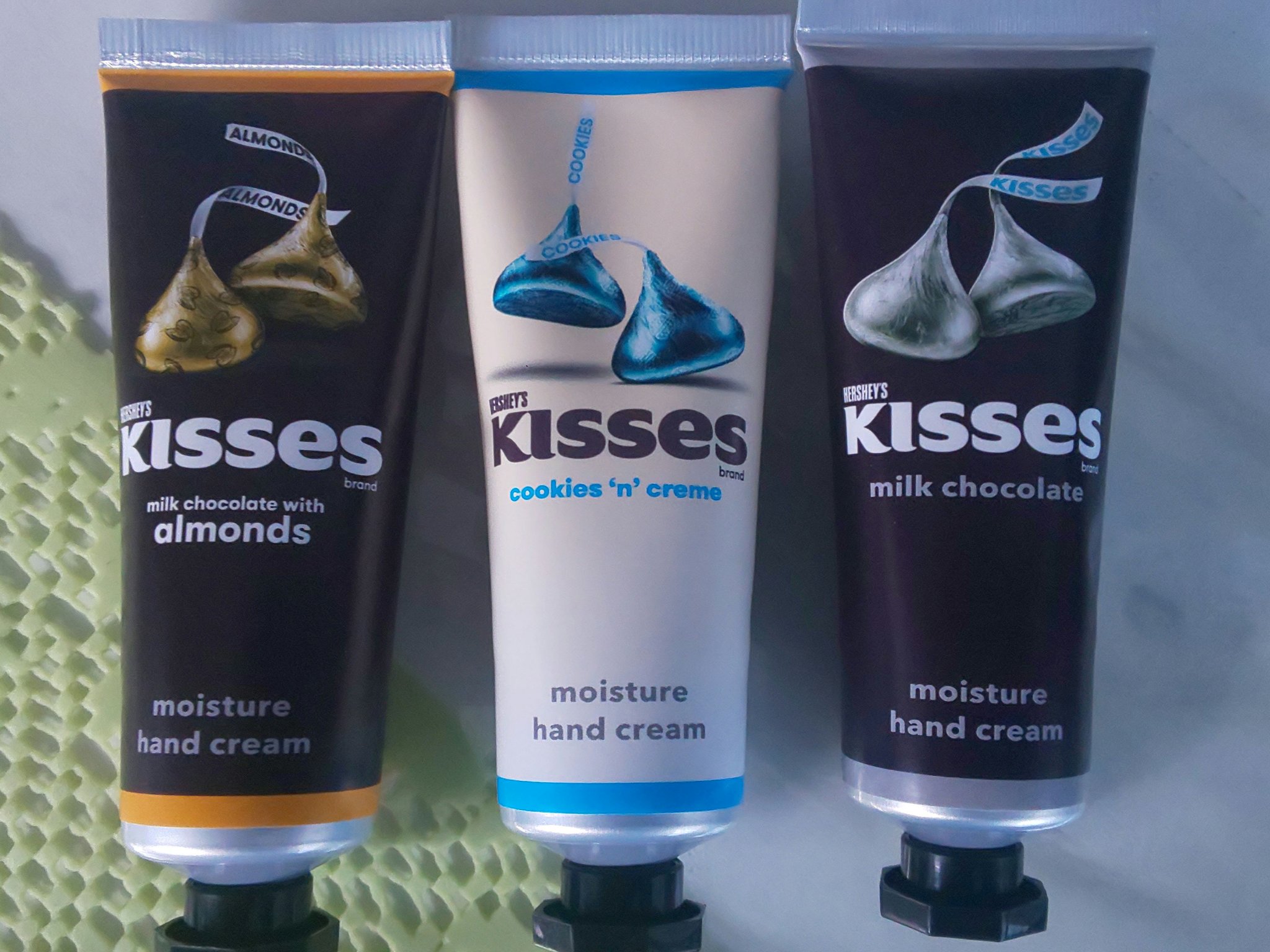 HSYマルチバームCC ホワイトカカオの香り/ピコモンテ/リップバームを使ったクチコミ（2枚目）