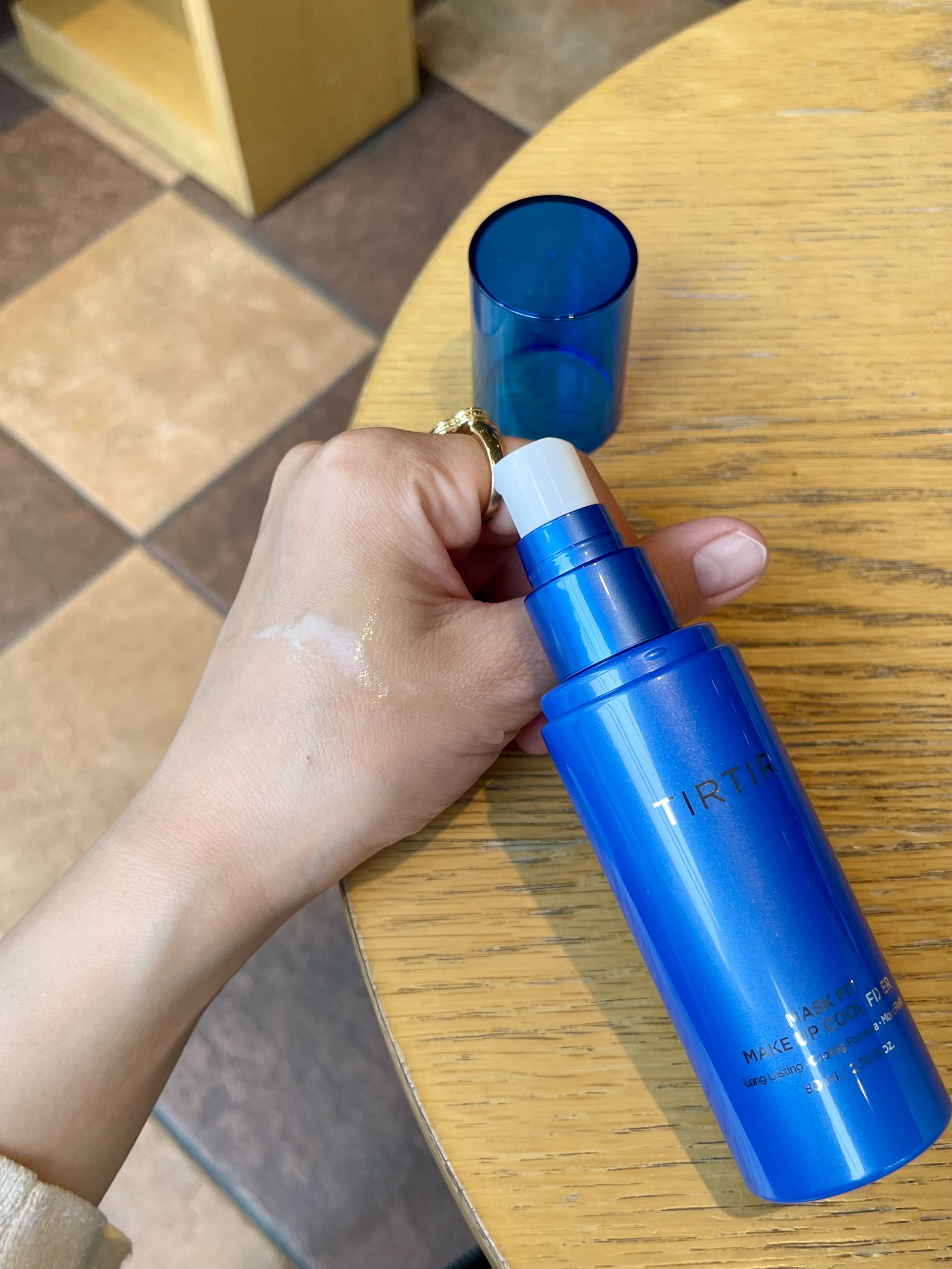 マスクフィットメイクアップ クールフィクサー/TIRTIR(ティルティル)/フィックスミストを使ったクチコミ（3枚目）