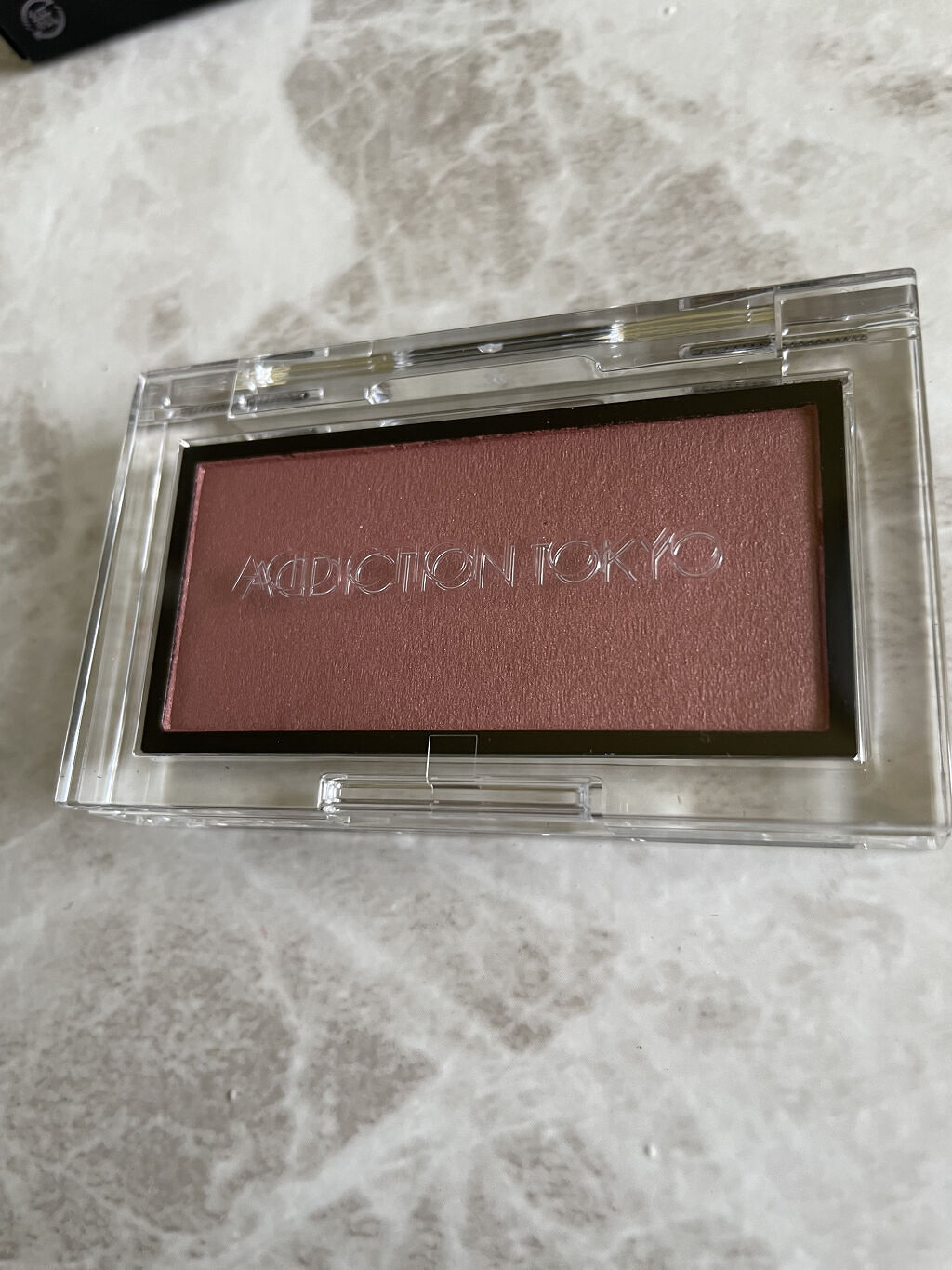 アディクション ザ ブラッシュ パール 101P Fading Rainbow/ADDICTION/パウダーチークを使ったクチコミ（2枚目）