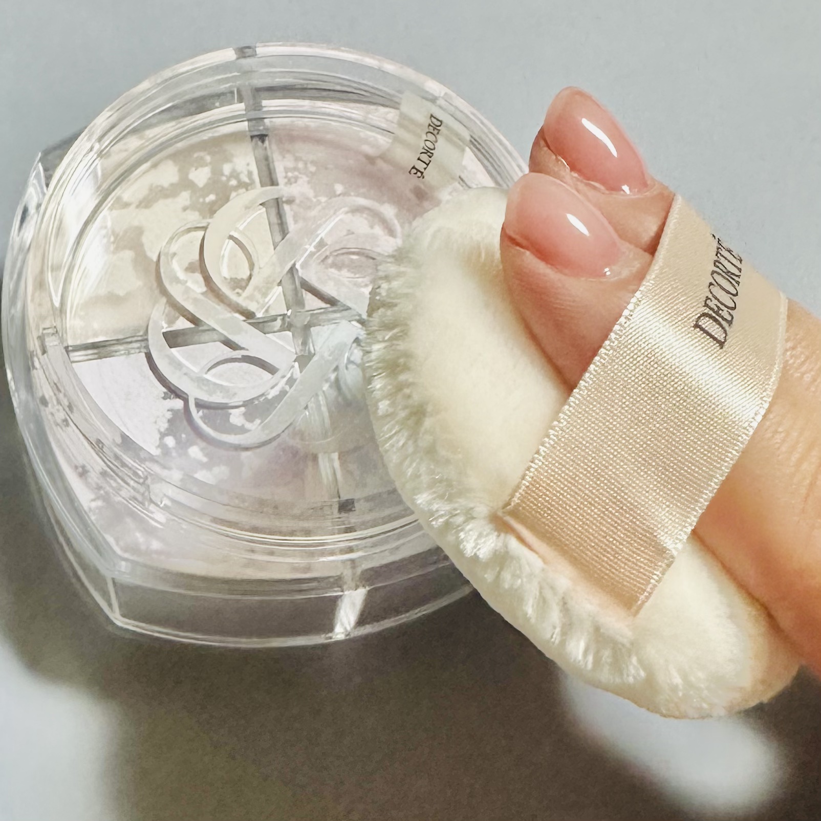 ルース パウダー/DECORTÉ/ルースパウダーを使ったクチコミ（3枚目）