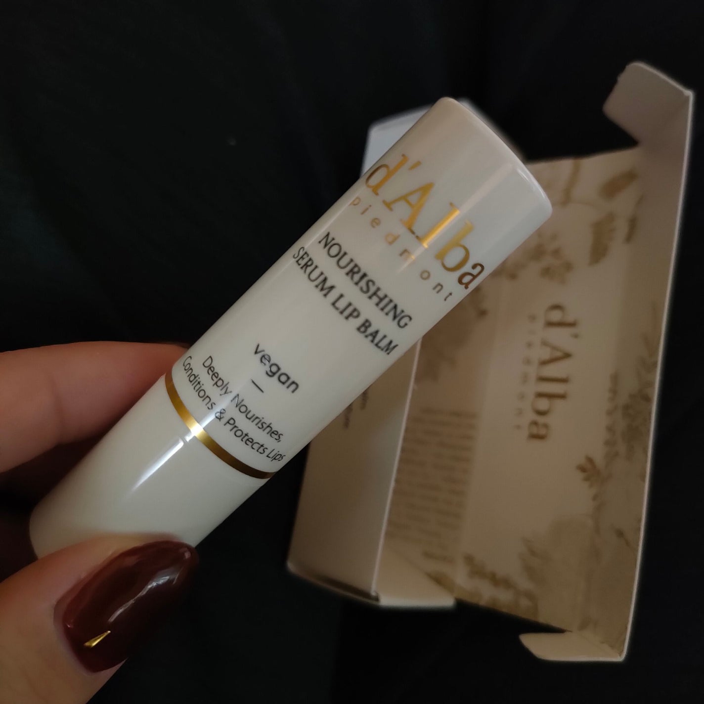 ホワイトトリュフナリシングセラムリップバーム/ダルバ/リップバームを使ったクチコミ(1枚目)