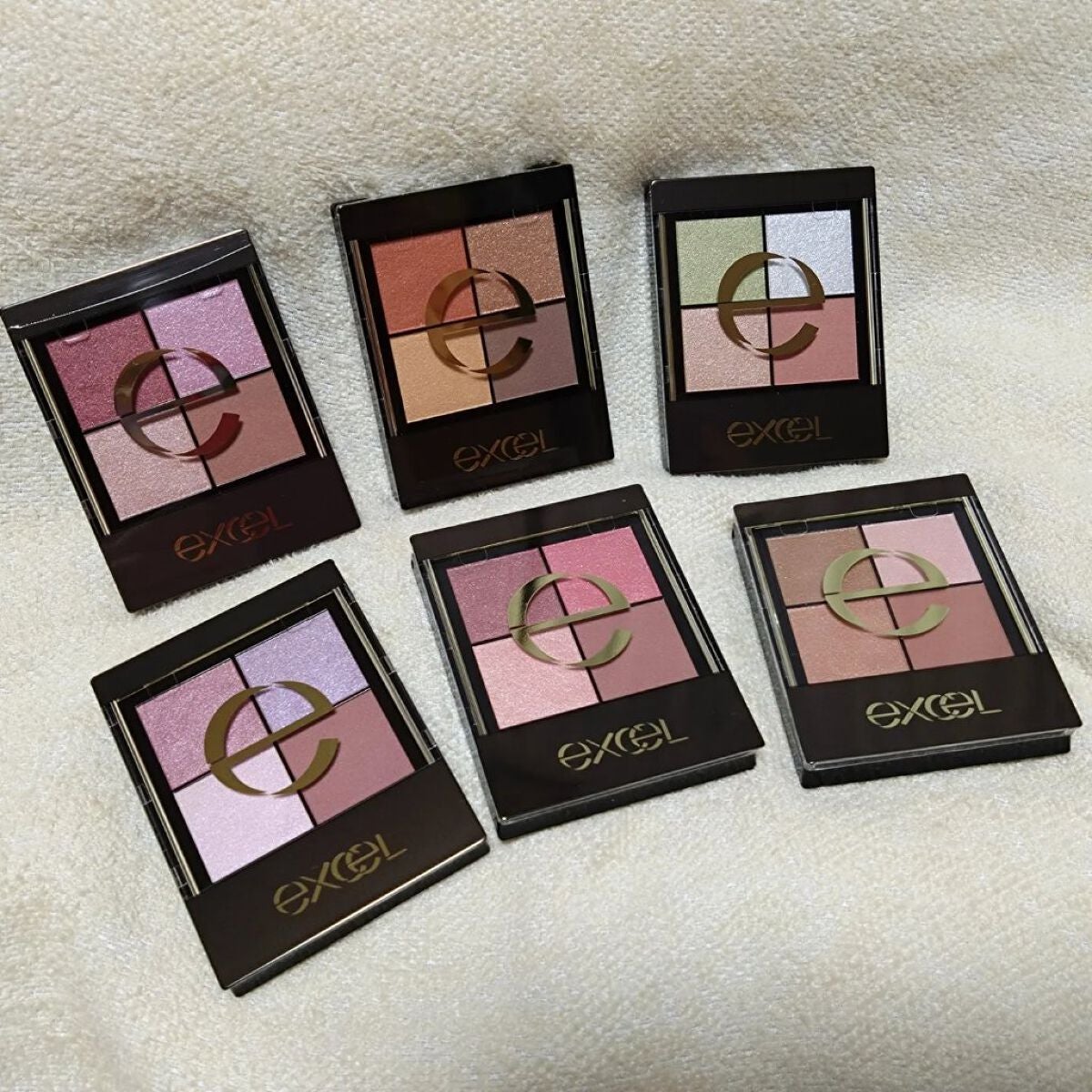 リアルクローズシャドウ/excel/アイシャドウパレットを使ったクチコミ(1枚目)