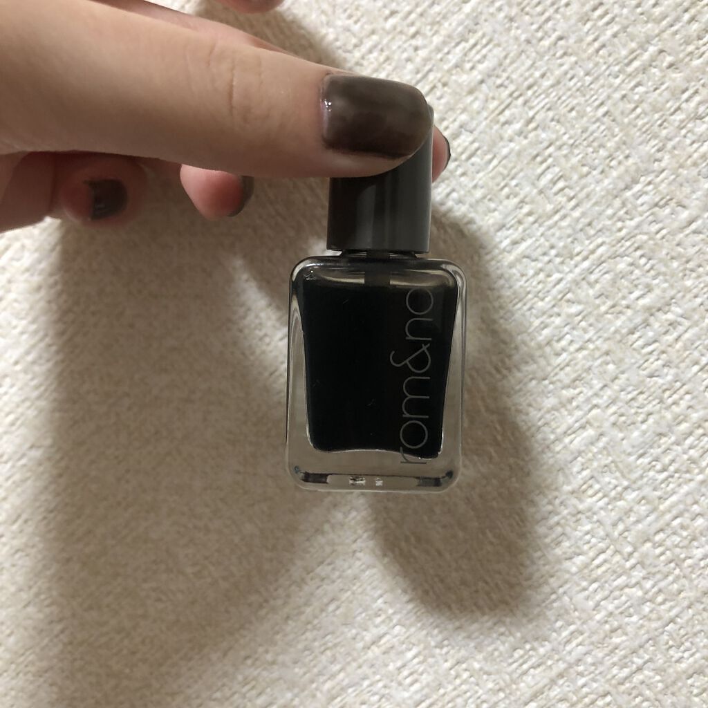 ムードペブルネイル 03 MONGDOL（モンドル）/rom&nd/マニキュアを使ったクチコミ（2枚目）