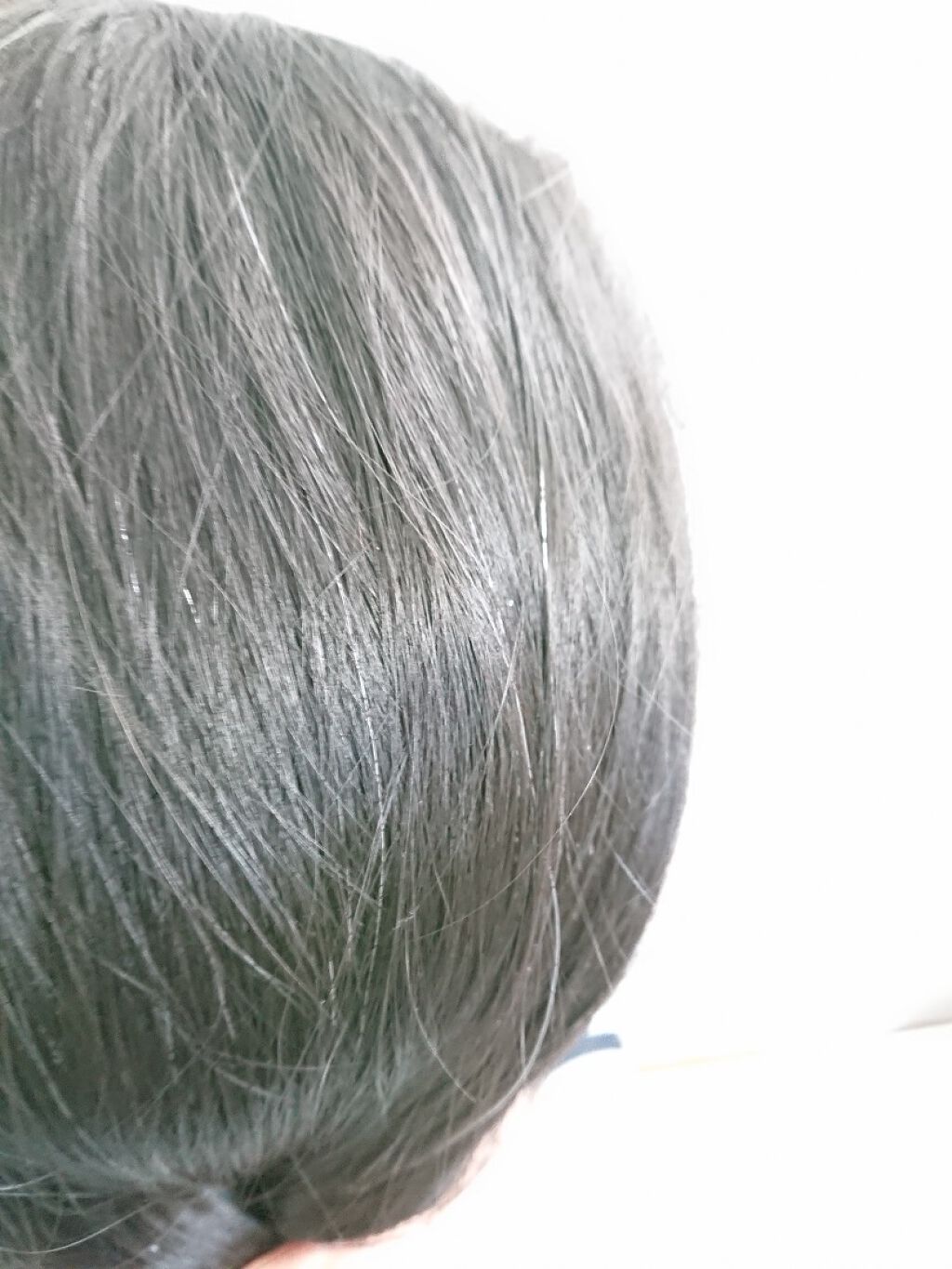 Essential THE BEAUTY 髪のキメ美容プレミアムトリートメント<エアリーリペアプレミアム>/エッセンシャル/洗い流すヘアトリートメントを使ったクチコミ(4枚目)