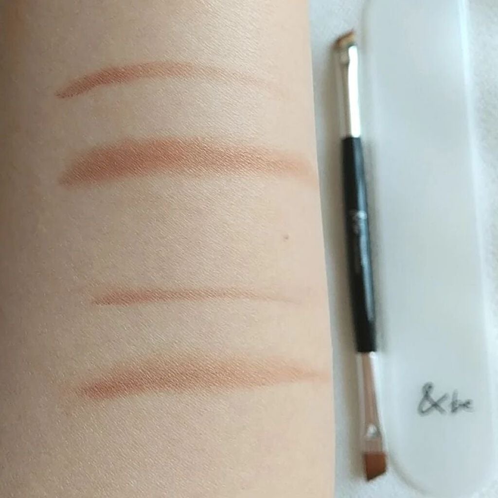 ダブルエンドアイブロウブラシ熊野筆/&be/メイクブラシを使ったクチコミ(5枚目)