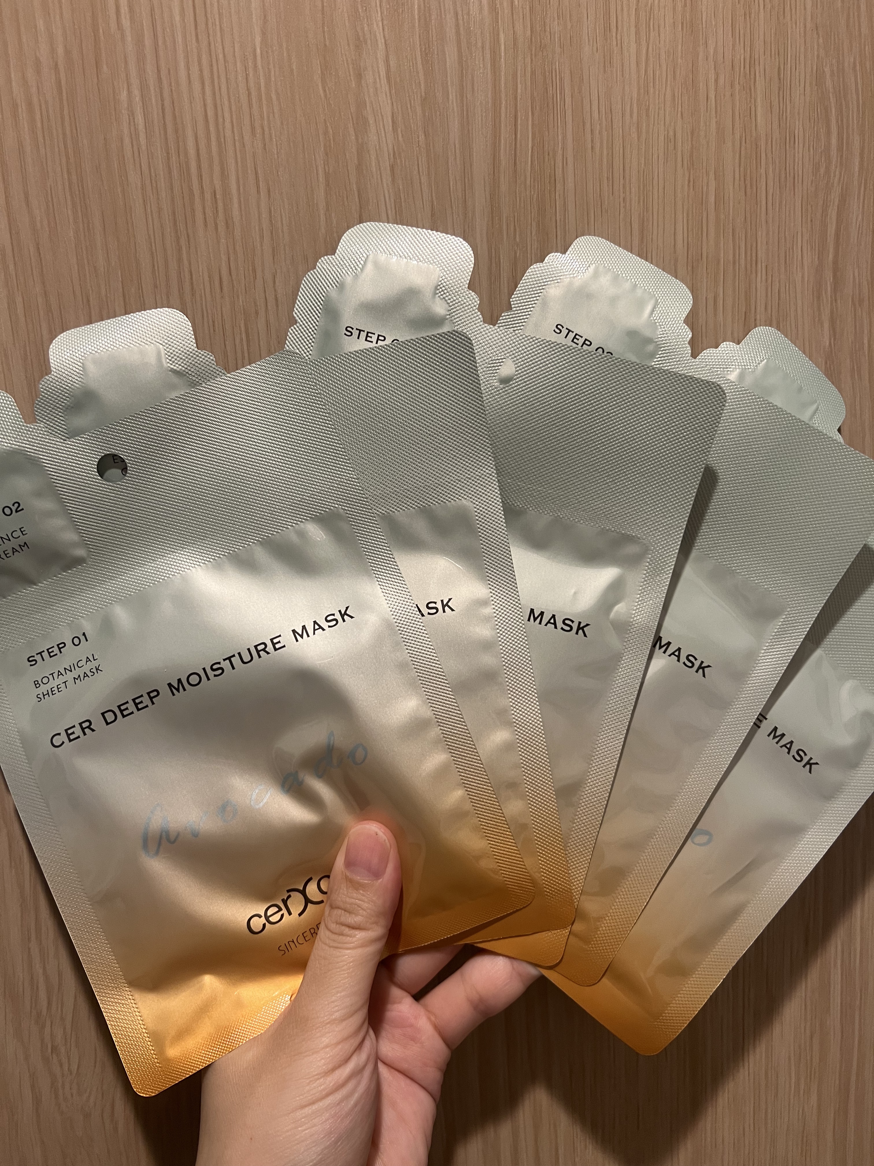 ディープモイスチャー マスク　(ケアクリーム付き)/cerXcer/シートマスク・パックを使ったクチコミ（2枚目）