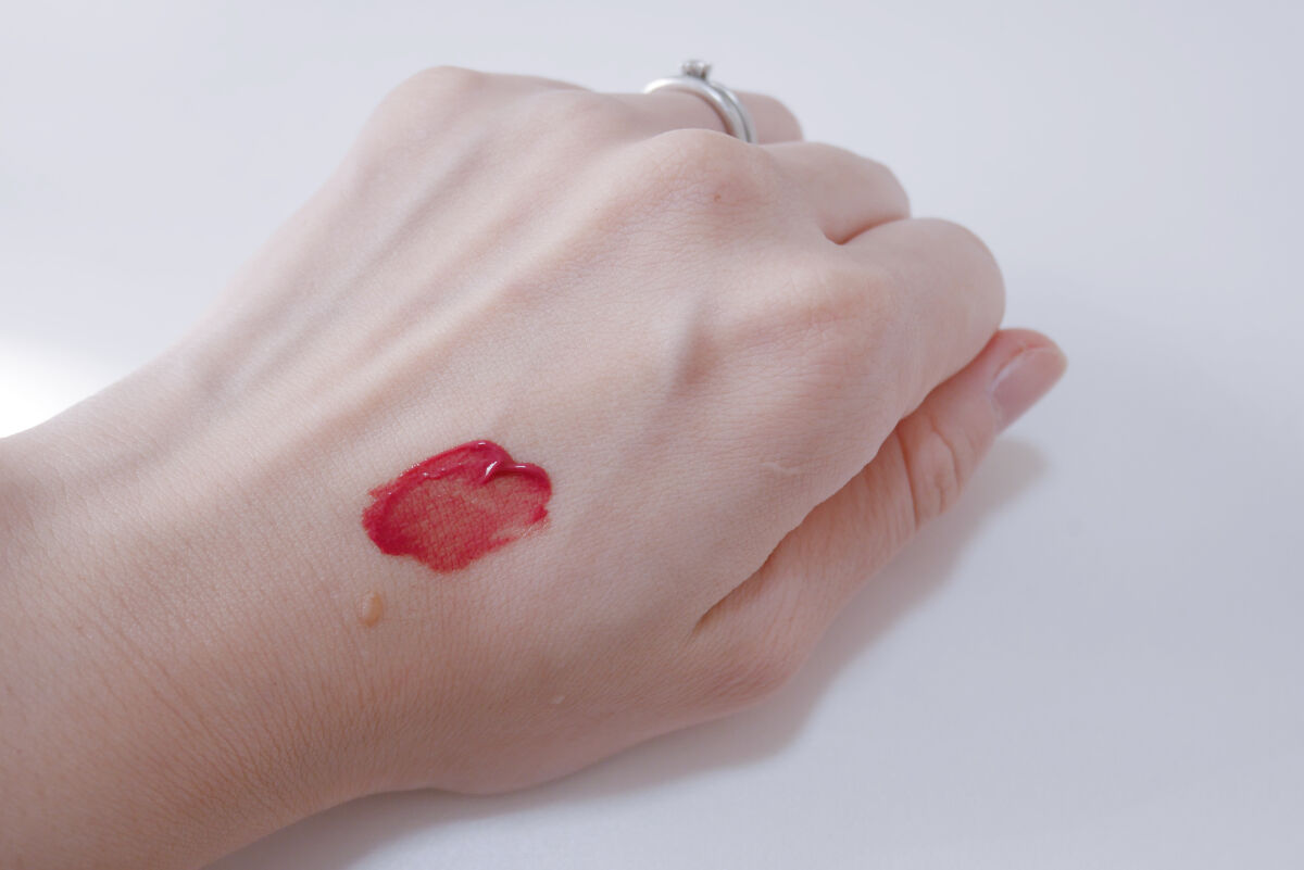 ジルスチュアート タイムレスグロウ ルージュティント 05 sunset afterglow /JILL STUART/リップティントを使ったクチコミ（2枚目）