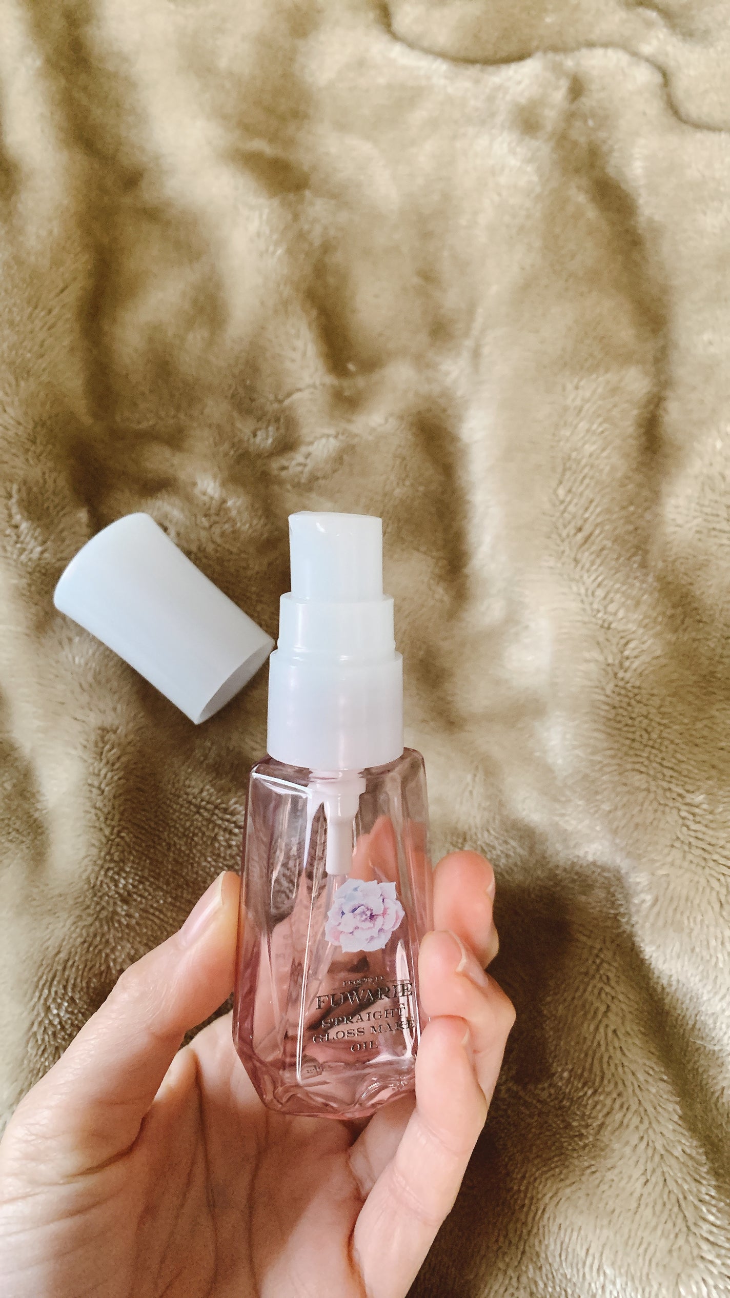 ストレートグロスメイクオイル/プロスタイル フワリエ/ヘアオイルを使ったクチコミ(2枚目)