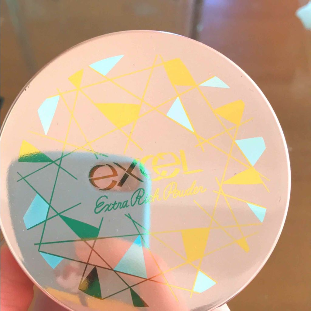 エクストラリッチパウダー/excel/ルースパウダーを使ったクチコミ（1枚目）