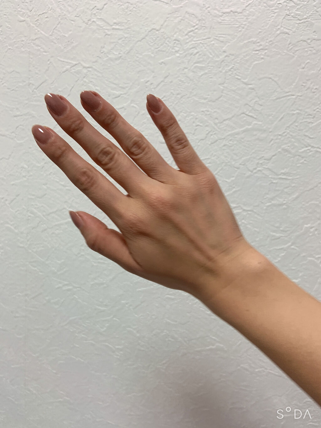 ネイルホリック 24_7 BE382/ネイルホリック/マニキュアを使ったクチコミ（2枚目）