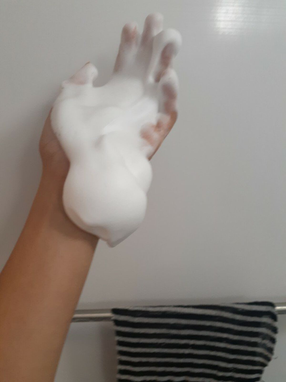 ディープクリア酵素洗顔	/メラノCC/洗顔フォームを使ったクチコミ（2枚目）