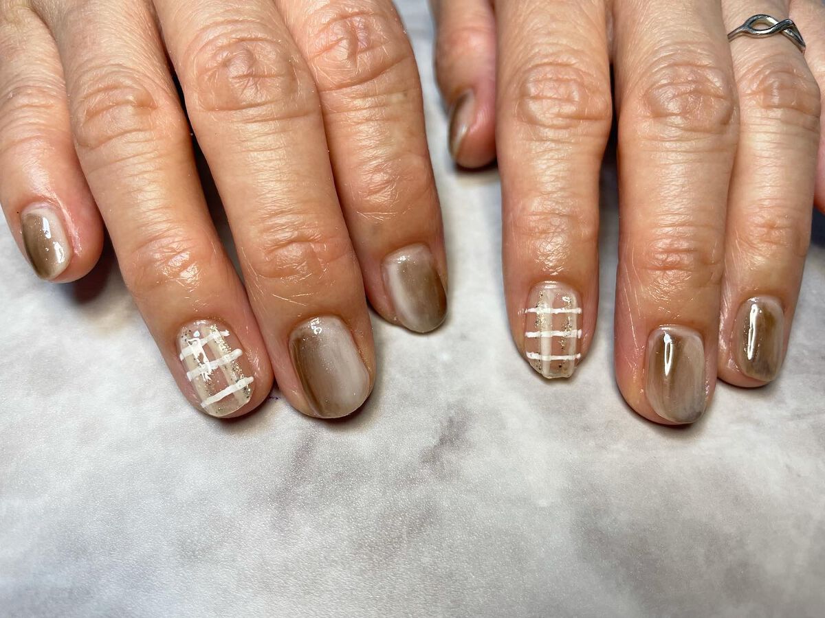 #ジェルネイル,#セルフネイル,#ネイル,#ニュアンスネイル,#フットネイル,#小田原ネイル,#カフェラテネイル,#チェックネイル,#秋ネイルのネイルデザイン