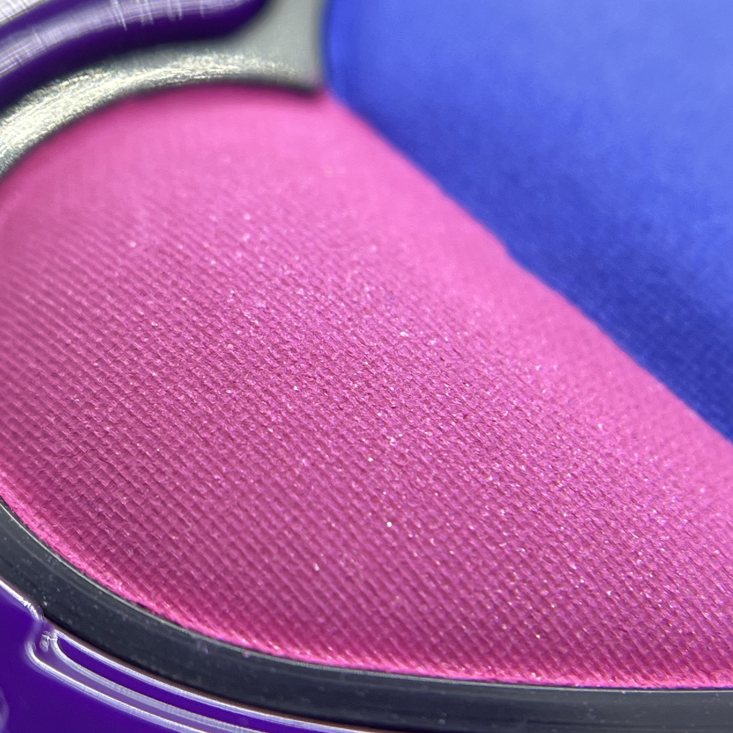 アナ スイ ヴィヴィッド アイカラー/ANNA SUI/パウダーアイシャドウを使ったクチコミ（2枚目）