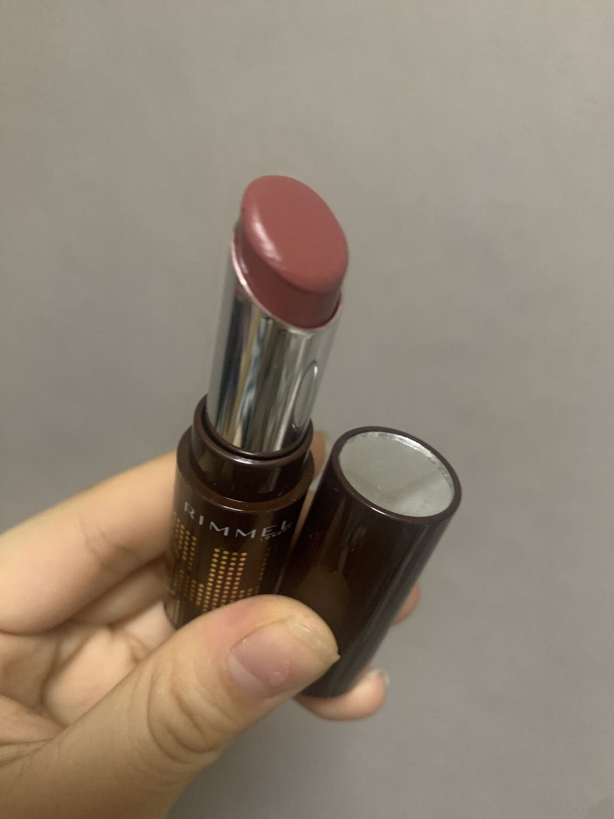 ラスティングフィニッシュ クリーミィ リップ 101/リンメル ロンドン/口紅を使ったクチコミ（1枚目）