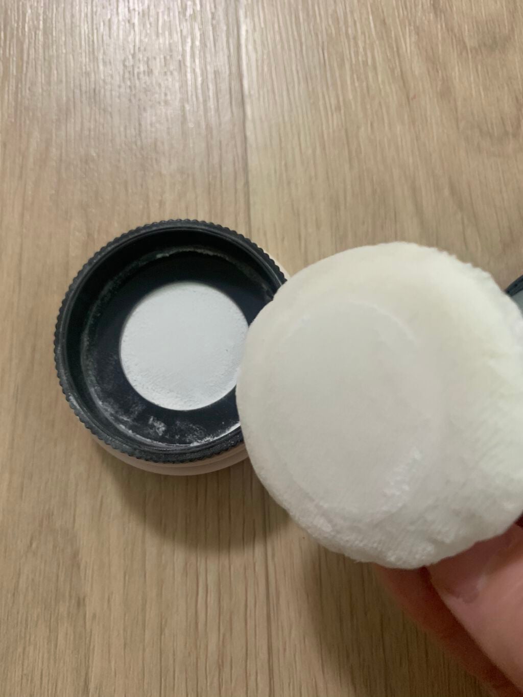 ポアブラー パウダー/innisfree/ルースパウダーを使ったクチコミ(3枚目)