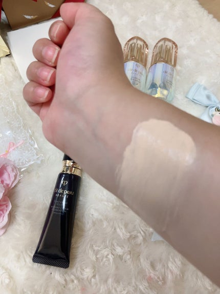 クレ・ド・ポー ボーテ タンクレームエクラn/クレ・ド・ポー ボーテ/クリーム・エマルジョンファンデーションを使ったクチコミ(5枚目)