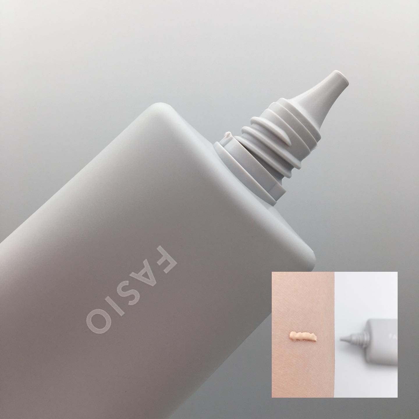 ウルトラカバー コンシーラー WP/FASIO/クリームコンシーラーを使ったクチコミ（2枚目）