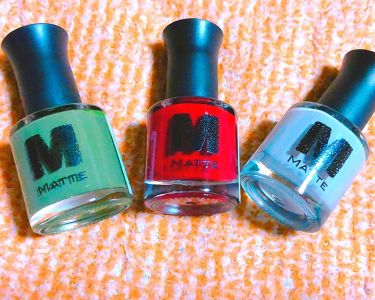 試してみた Atマットネイルエナメル セリア Lips