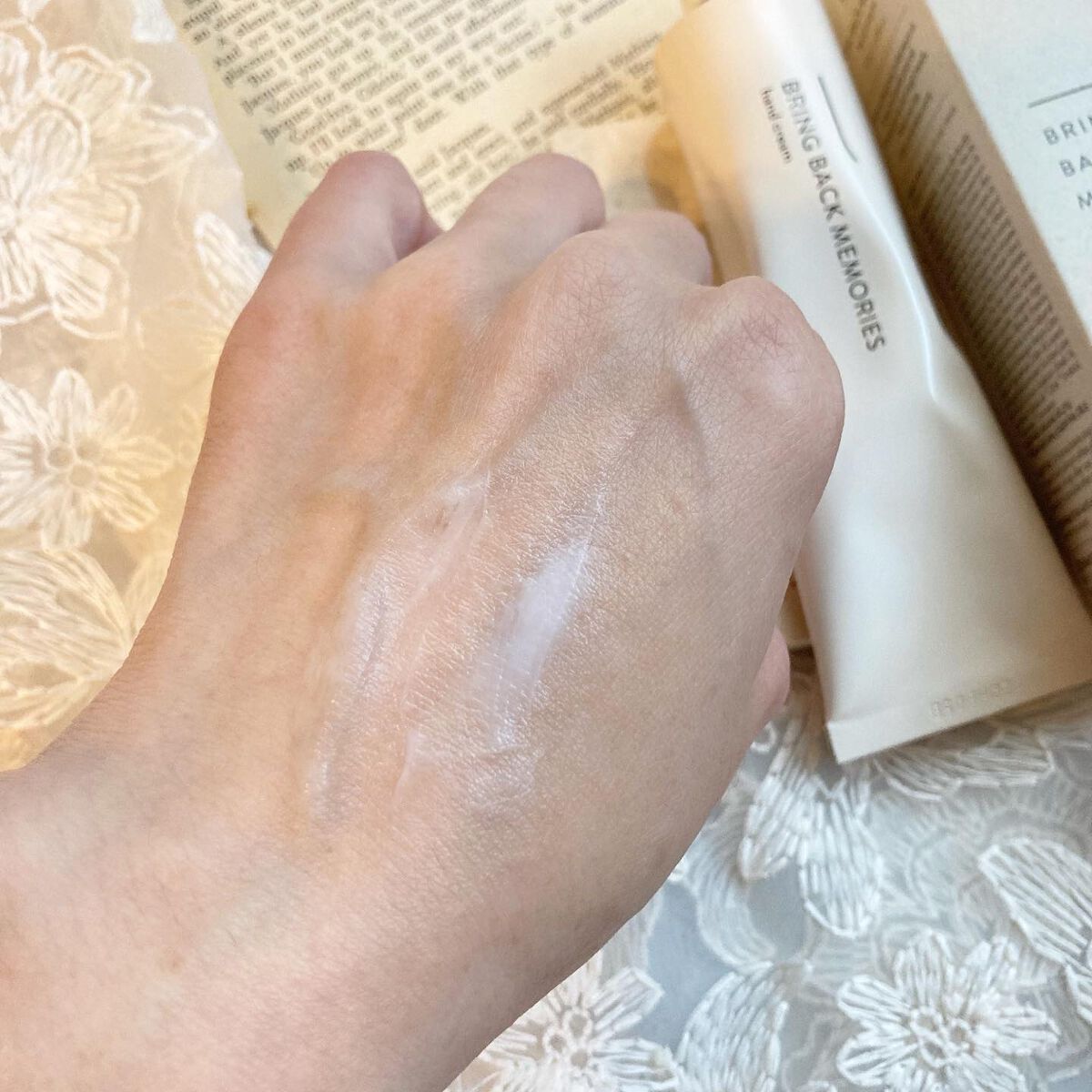 バックトゥーマイメモリーズハンドクリーム/SIORIS/ハンドクリームを使ったクチコミ（3枚目）