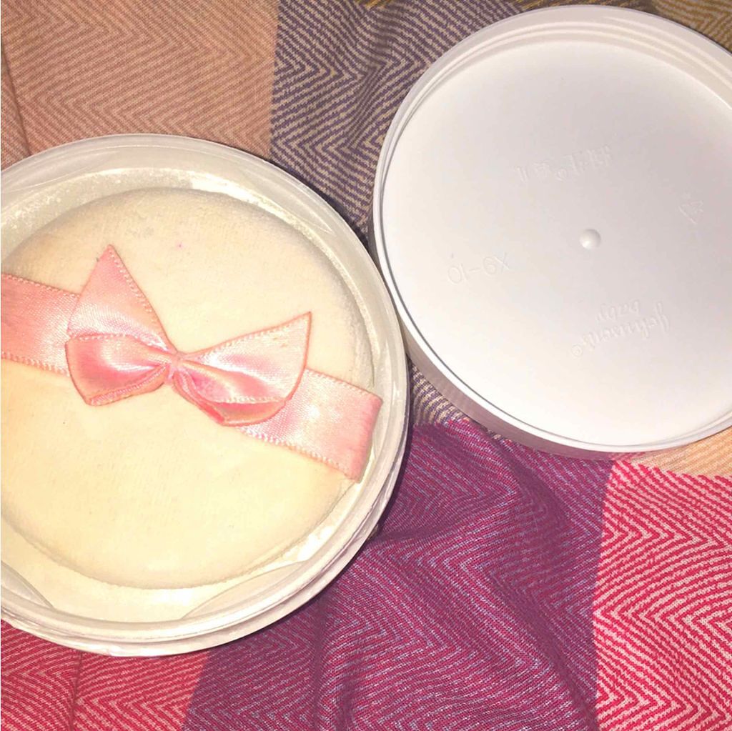 ジョンソン ベビーパウダー/ジョンソンベビー/ボディパウダーを使ったクチコミ（2枚目）