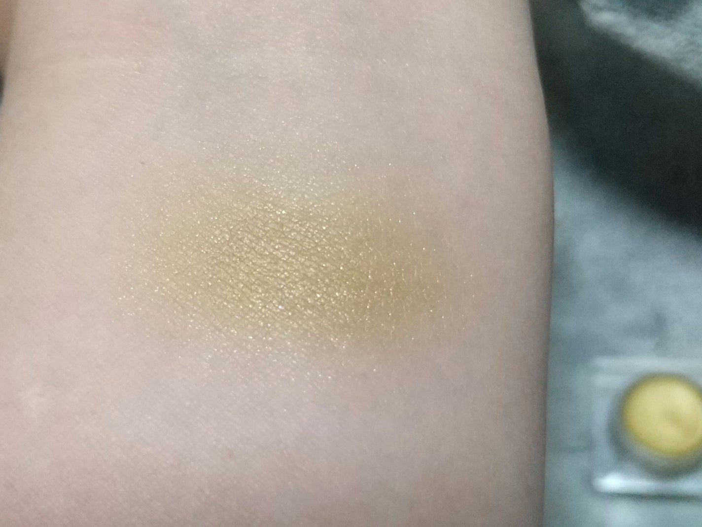 デアリングヴォヤージャー/THREE/ジェル・クリームアイシャドウを使ったクチコミ(4枚目)