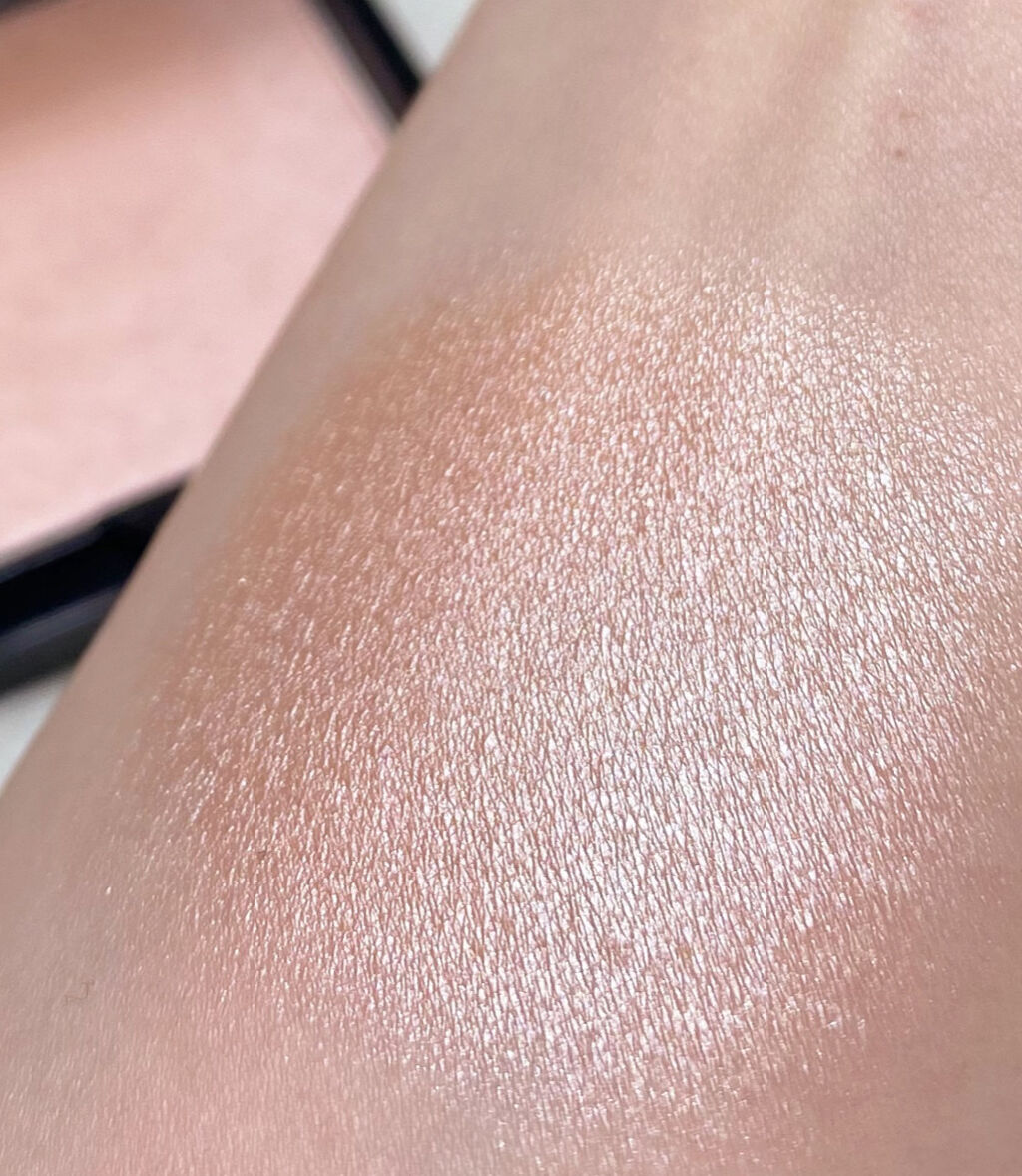 &be ルミナイジングパウダー/＆be/パウダーハイライトを使ったクチコミ（3枚目）