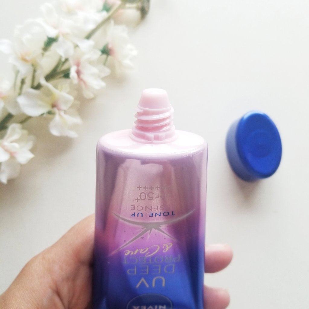 ニベアUV ディープ プロテクト＆ケア トーンアップ エッセンス/ニベア/日焼け止めローションを使ったクチコミ（2枚目）