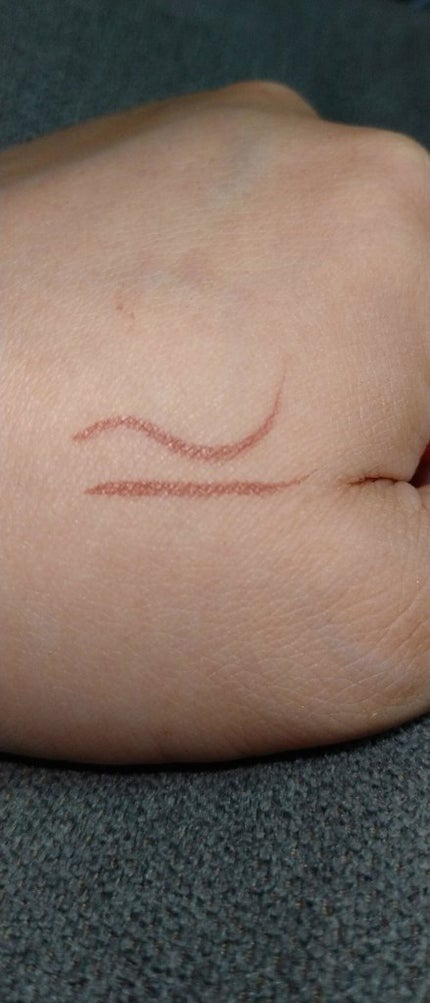 エフォートレスライナー/キャンメイク/リキッドアイライナーを使ったクチコミ(4枚目)