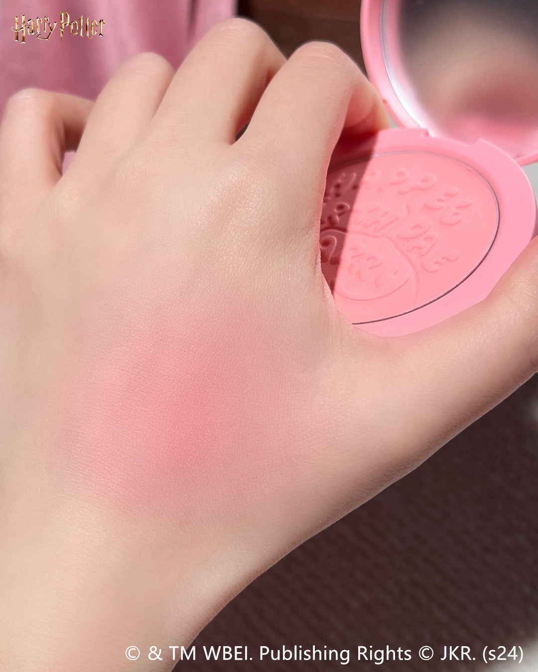 SHEGLAM公式アカウント on LIPS 「バースデーギフトにもおすすめ🎂ハリーが初めて受け取ったバースデ..」(2枚目)