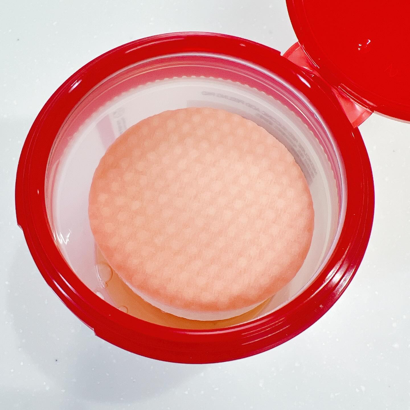 レッドアクネピーリングパッド/MEDICUBE/トナーパッドを使ったクチコミ（3枚目）