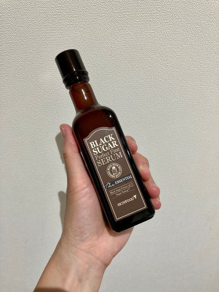 ブラックシュガー パーフェクト ファーストセラム ザ・エッセンシャル/SKINFOOD/美容液を使ったクチコミ(1枚目)